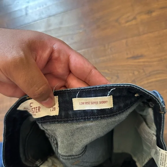 Hollister women’s low rise jeans size 25 - Picture 4 of 4